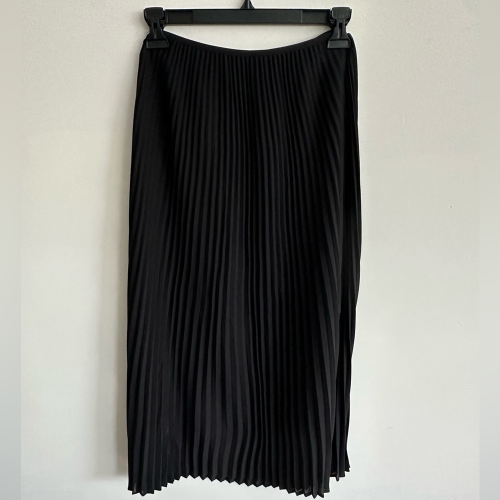 Aritzia Babaton Black Midi Pleated Skirt - Picture 3 of 6